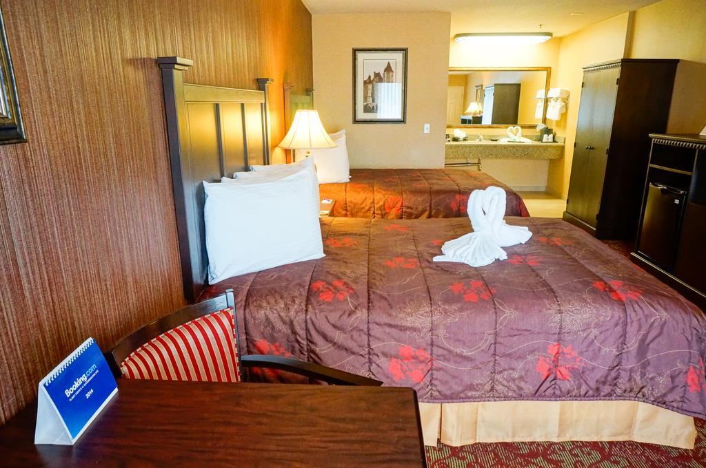 Castle Inn And Suites אנהיים מראה חיצוני תמונה